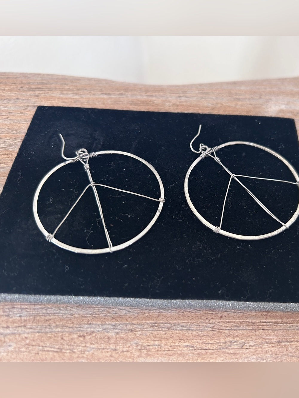 Silver Peace Sign Hoop Earrings — Minimal Wire Design